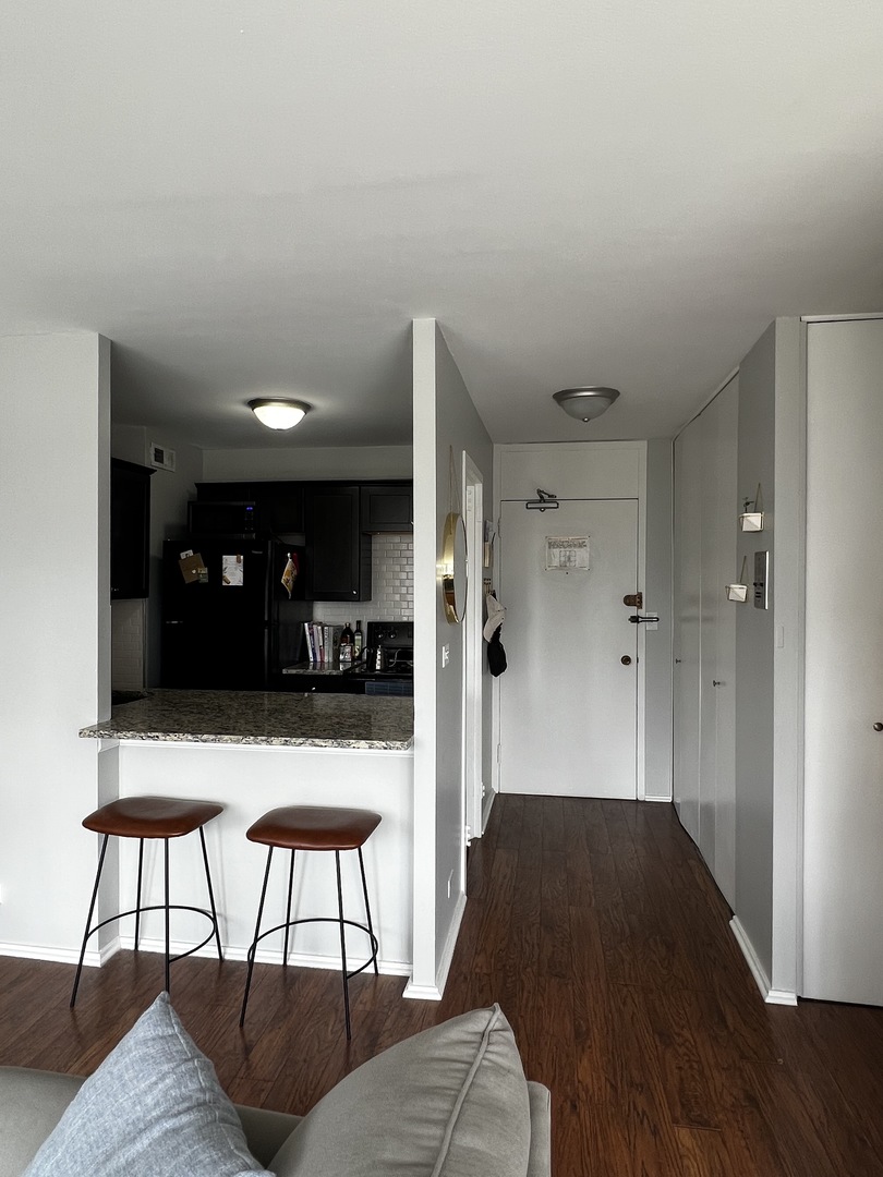 70 W Burton Place Unit: 1706