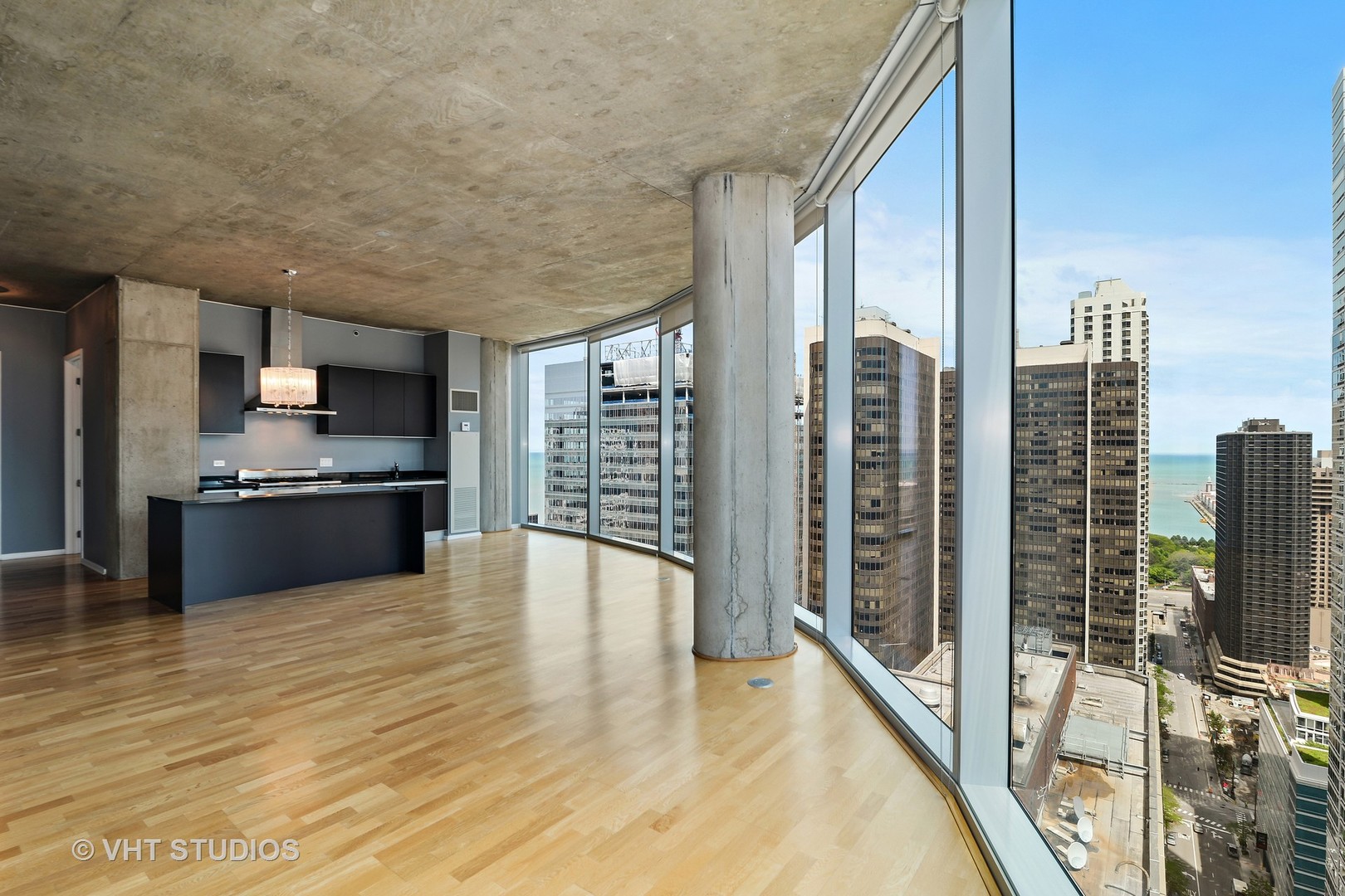 600 N Fairbanks Court Unit: 3201