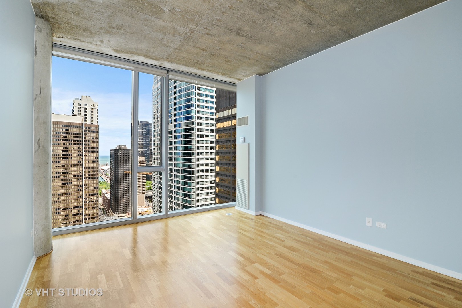 600 N Fairbanks Court Unit: 3201