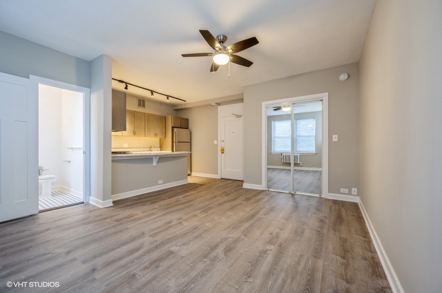 432 W Belmont Avenue Unit: 308