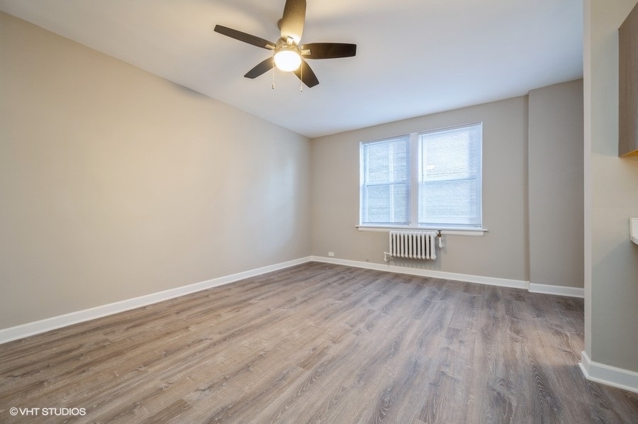 432 W Belmont Avenue Unit: 308