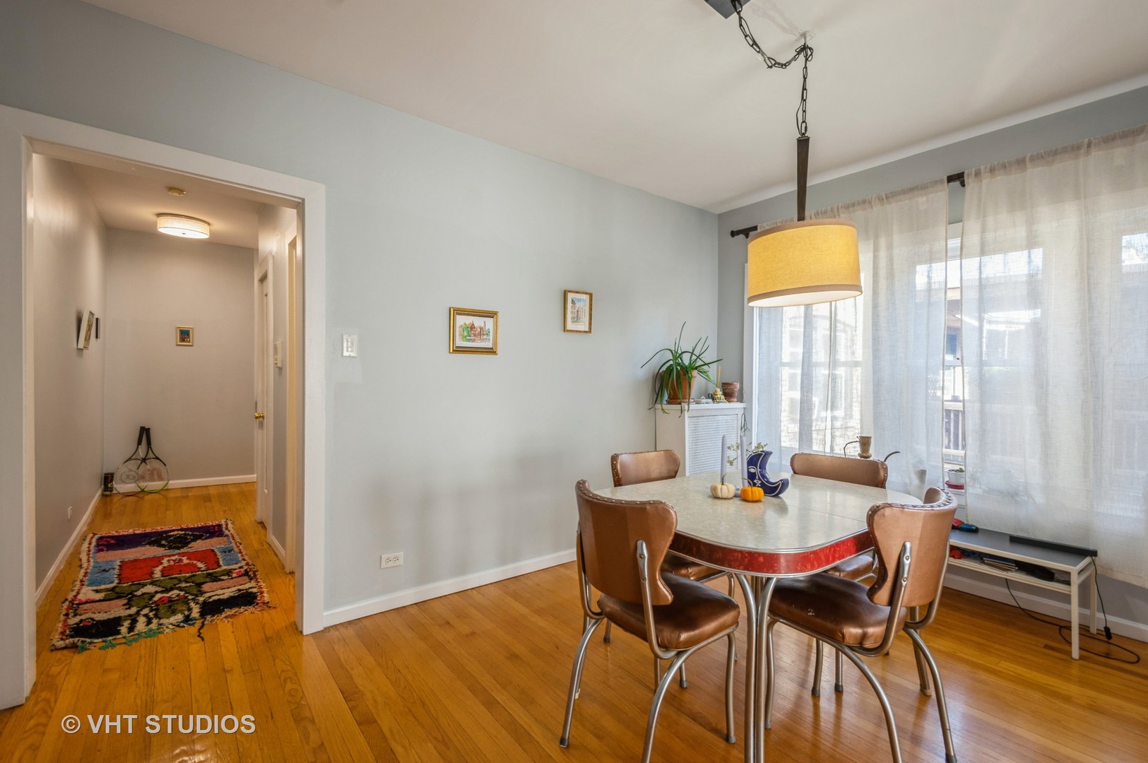 2639 W Gunnison Street Unit: 3B