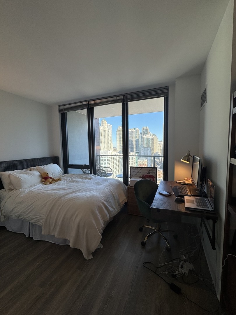 637 N Wells Street Unit: 3011