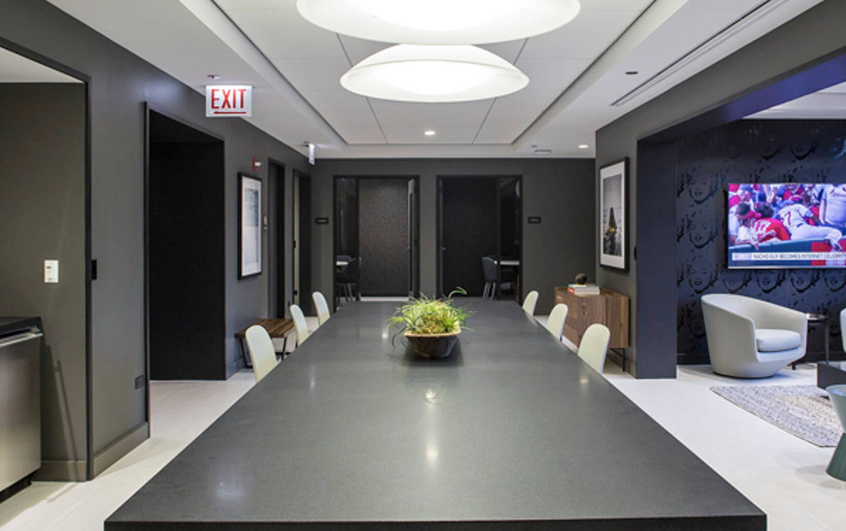 637 N Wells Street Unit: 3011