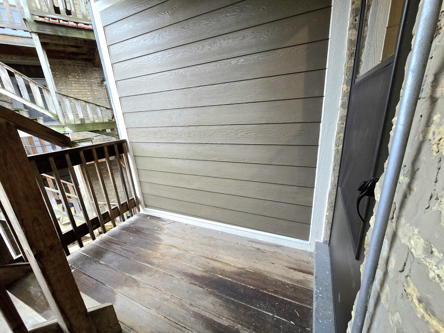4326 N Lincoln Avenue Unit: 1