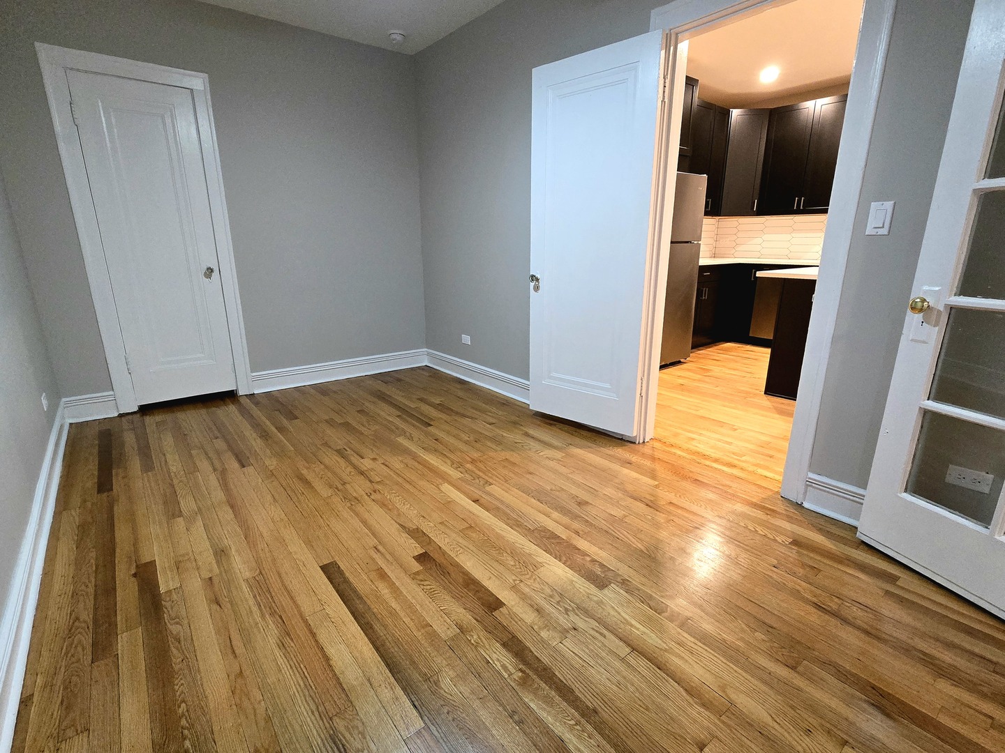 4326 N Lincoln Avenue Unit: 1