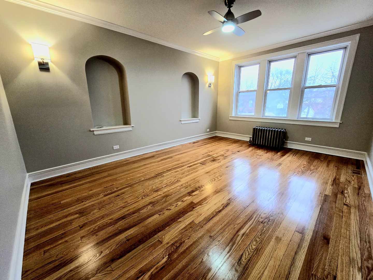 4326 N Lincoln Avenue Unit: 1