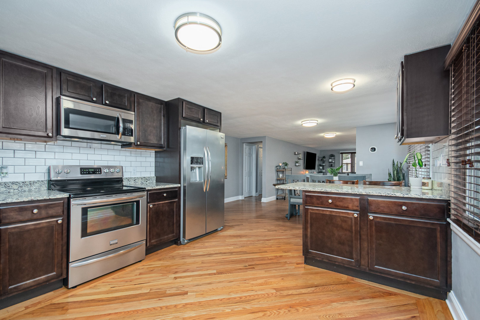 14827 S Bartlett Avenue