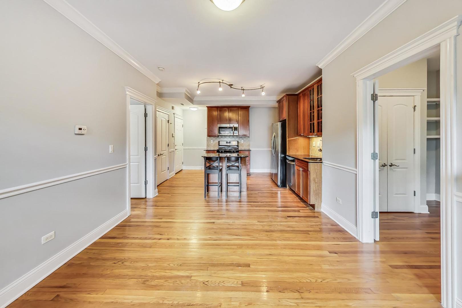 625 W Arlington Place Unit: 2N