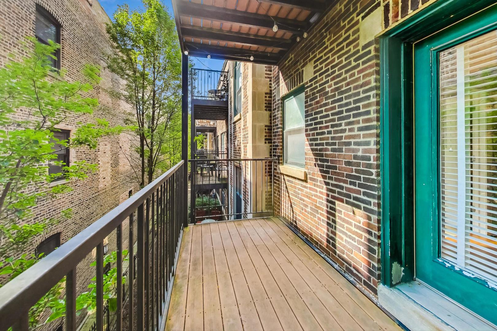 625 W Arlington Place Unit: 2N