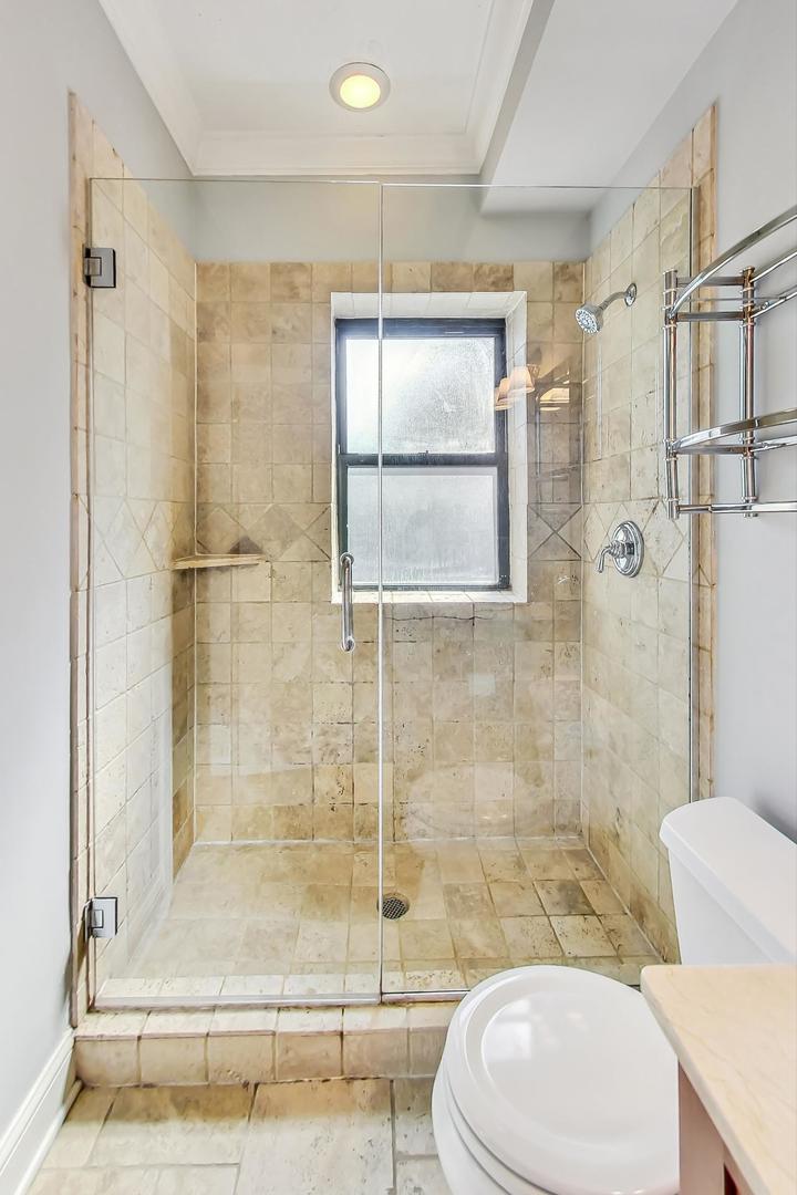 625 W Arlington Place Unit: 2N