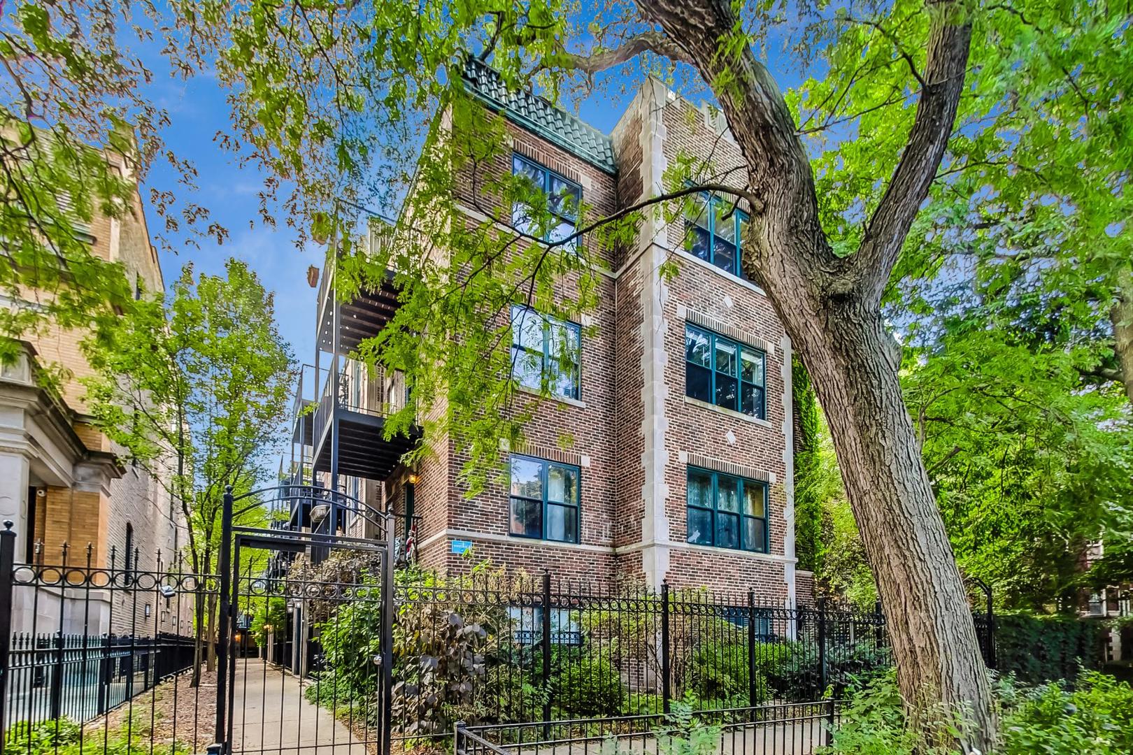 625 W Arlington Place Unit: 2N