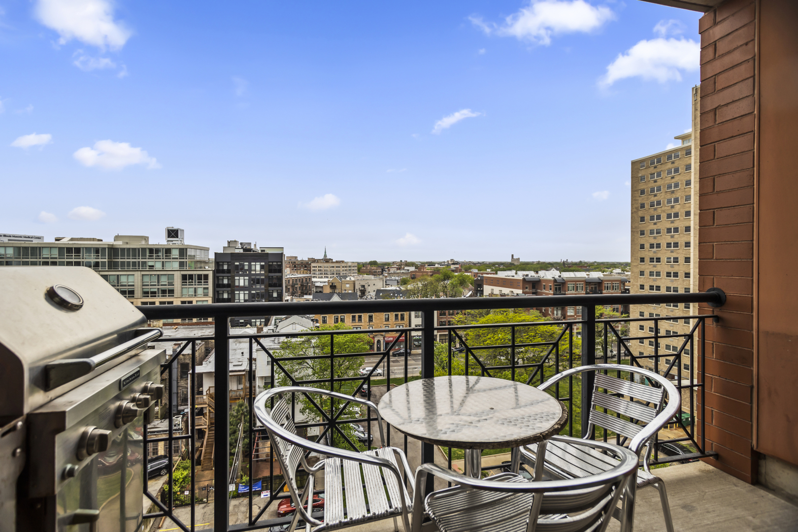 3232 N Halsted Street Unit: D812