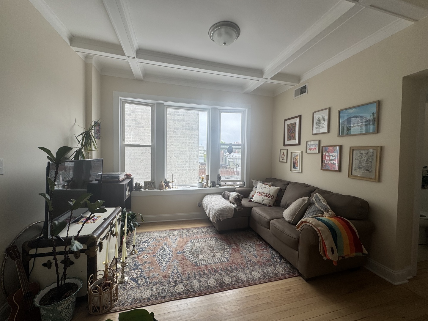 2125 W Division Street Unit: 3R