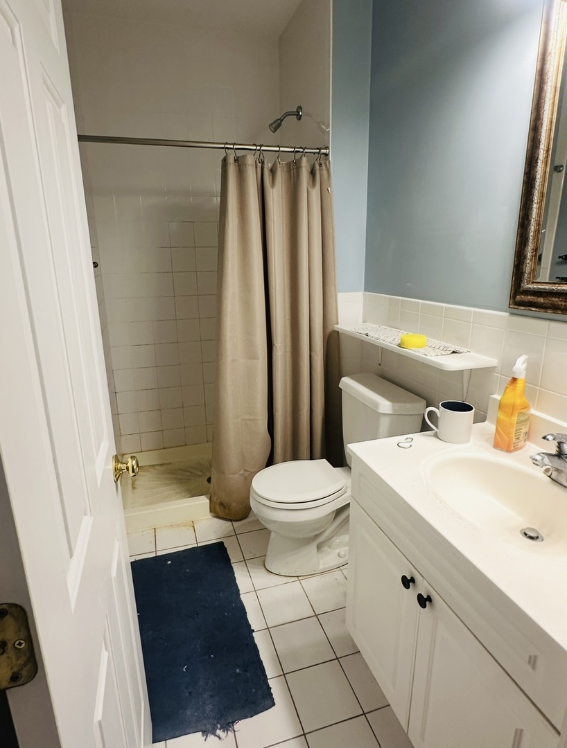 3122 N Seminary Avenue Unit: 1S