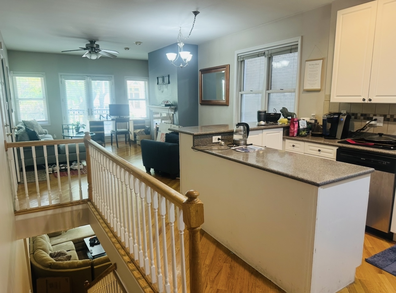 3122 N Seminary Avenue Unit: 1S