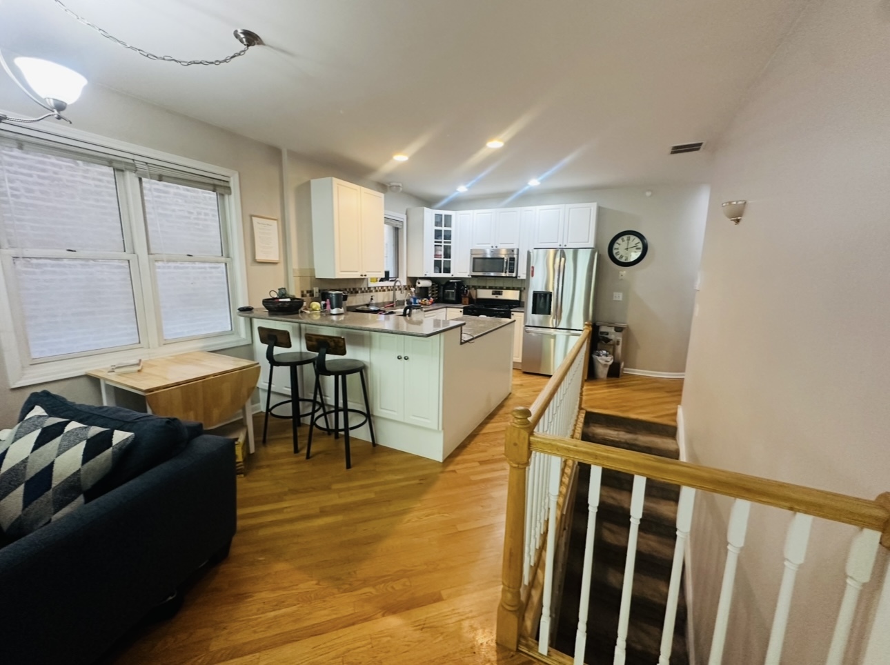 3122 N Seminary Avenue Unit: 1S