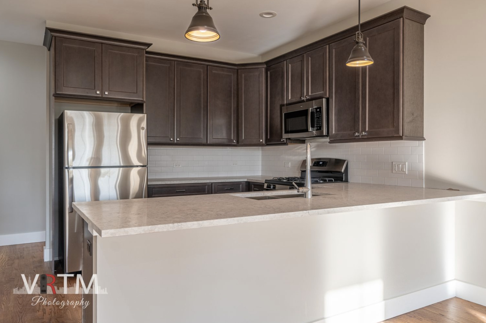 4211 N Elston Avenue Unit: 2B