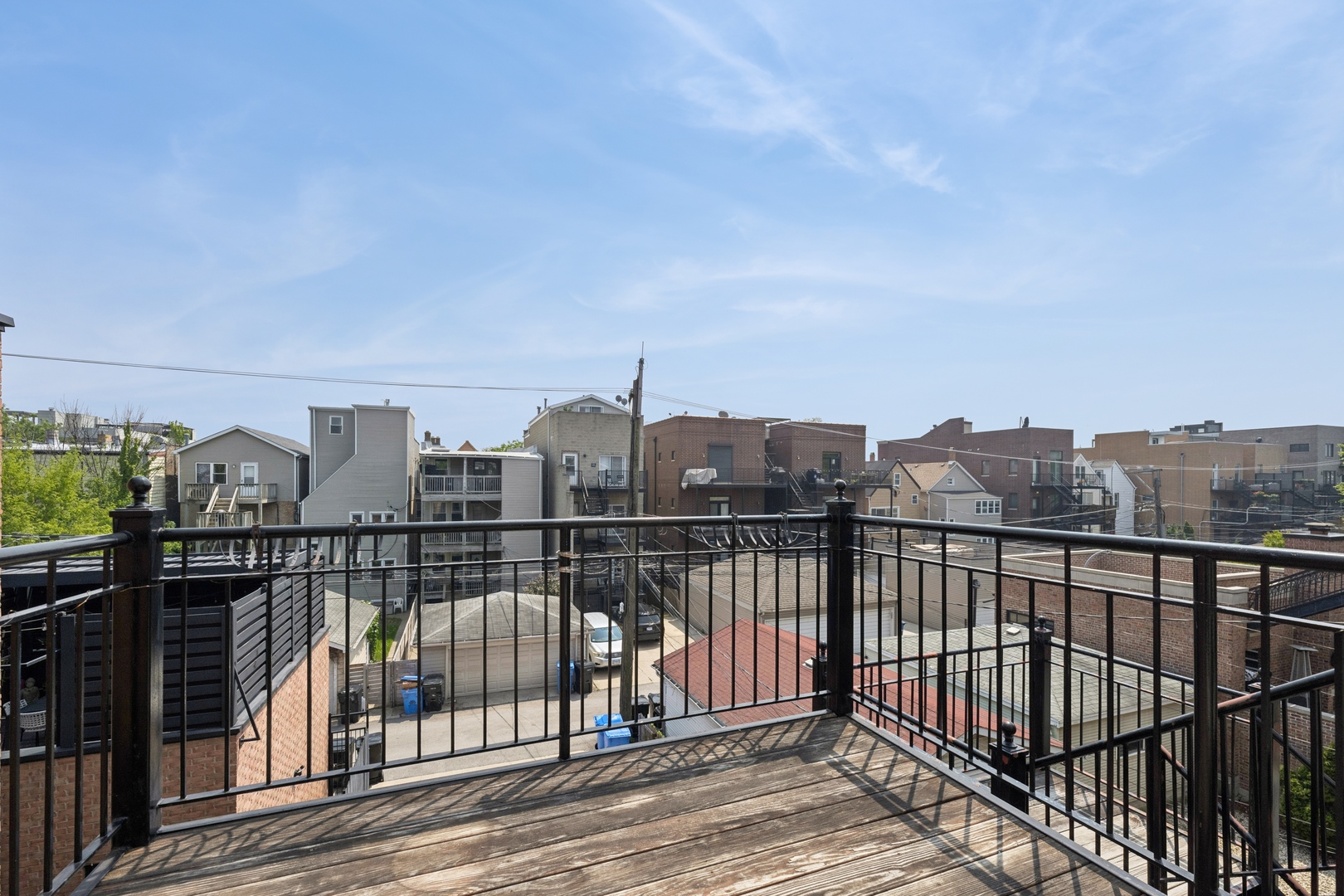 1325 W Wolfram Street Unit: 3