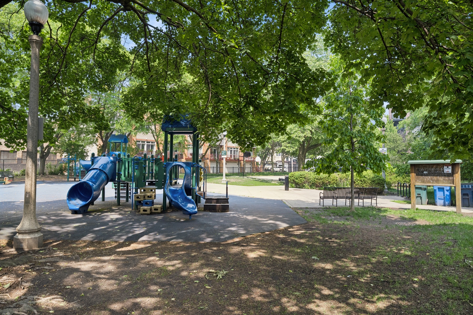 1325 W Wolfram Street Unit: 3