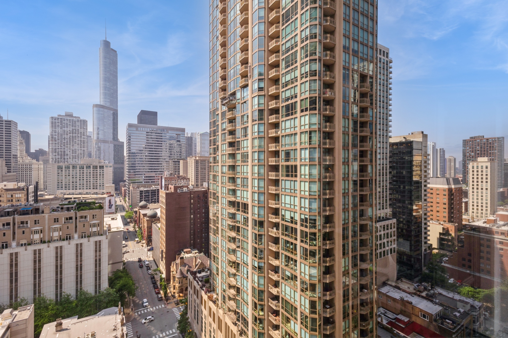 30 E Huron Street Unit: 2104