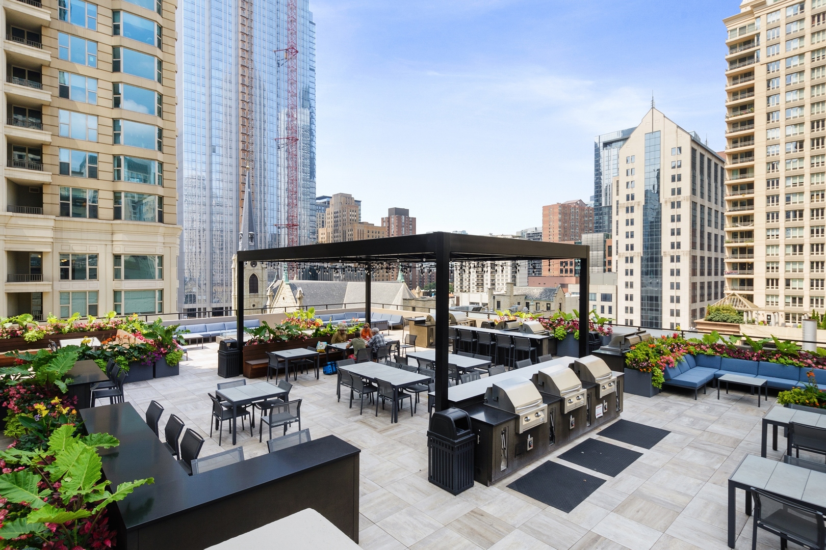 30 E Huron Street Unit: 2104