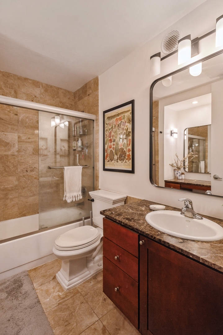 30 E Huron Street Unit: 2104