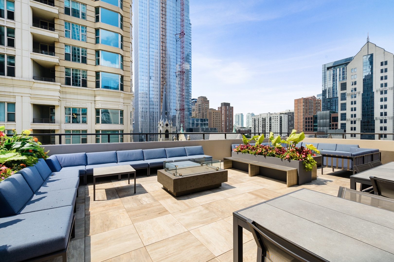 30 E Huron Street Unit: 2104