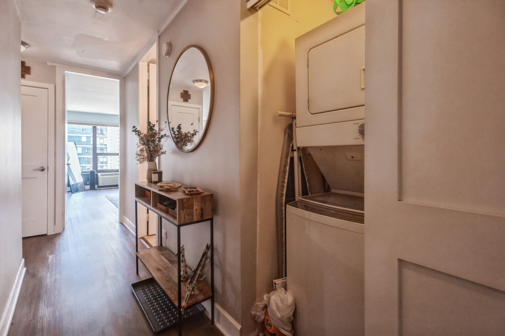 30 E Huron Street Unit: 2104