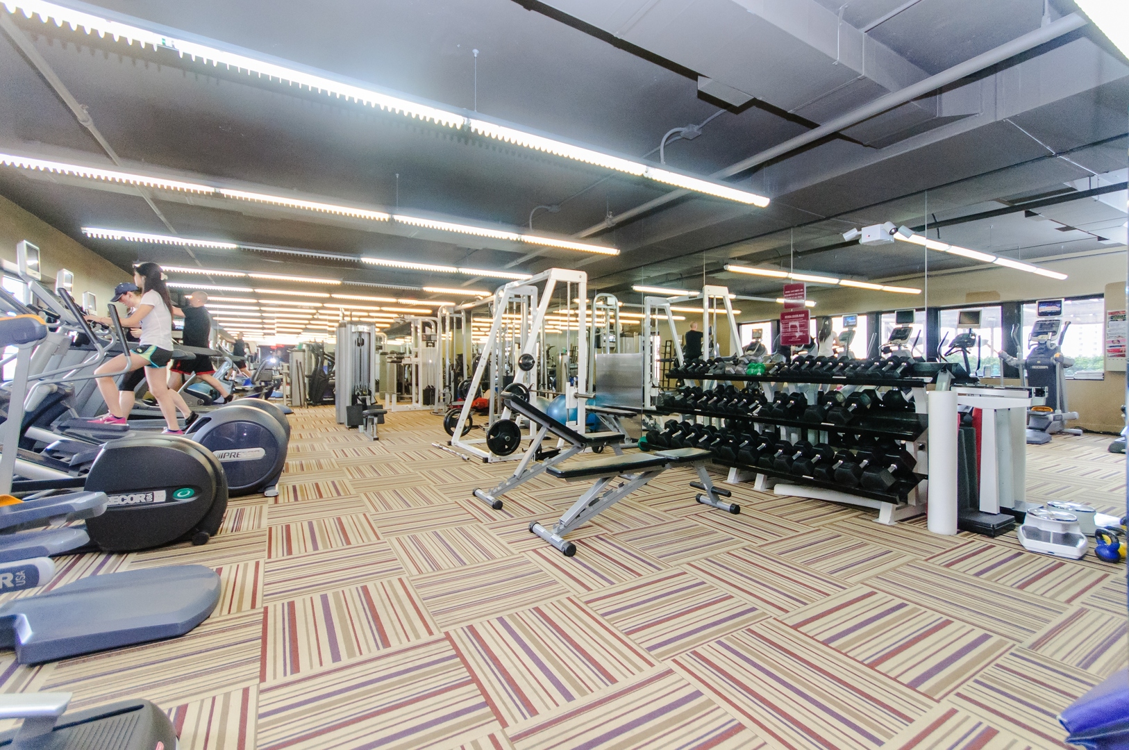 30 E Huron Street Unit: 2104