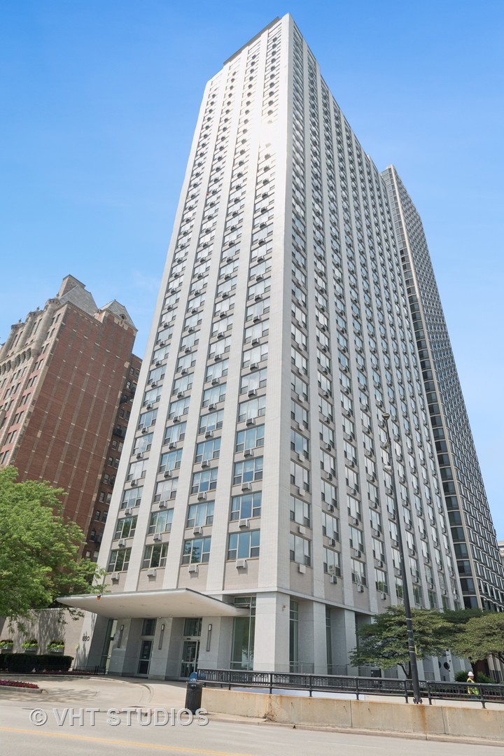1550 N Lake Shore Drive Unit: 2E