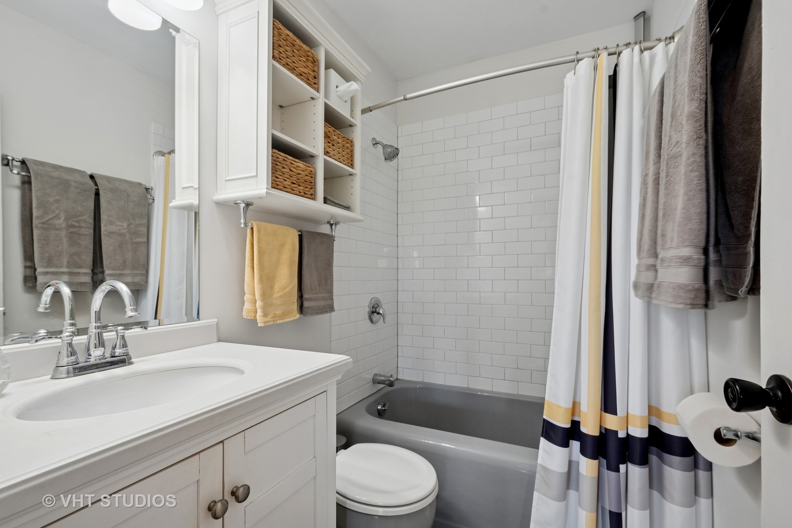 1550 N Lake Shore Drive Unit: 2E
