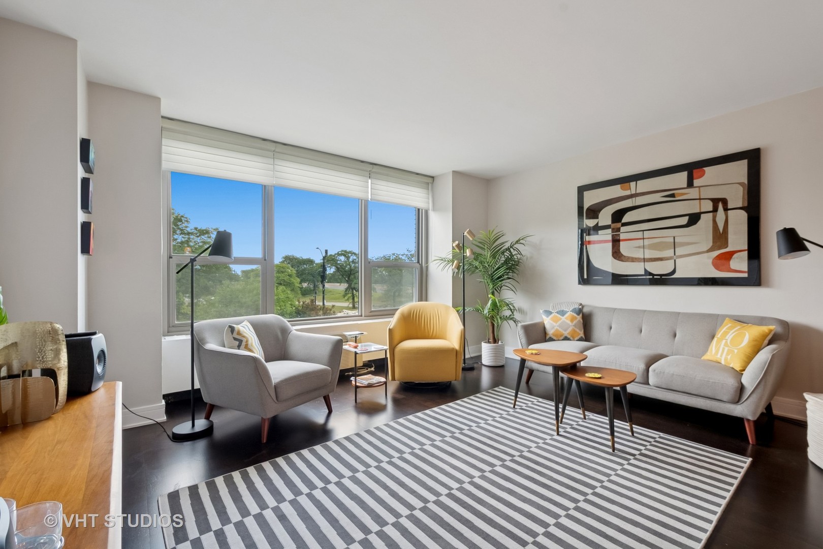 1550 N Lake Shore Drive Unit: 2E