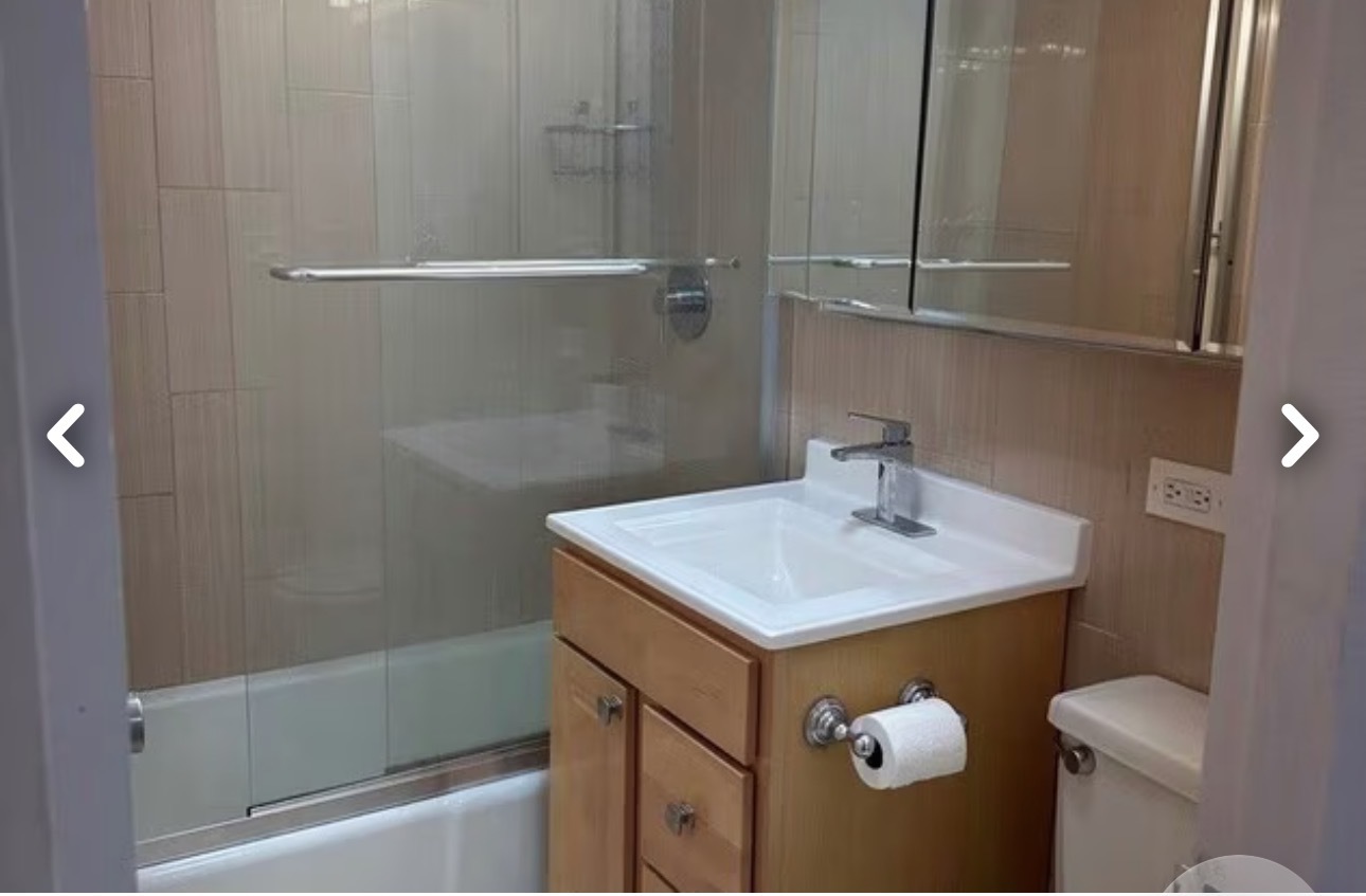 2626 N Lakeview Avenue Unit: 3605