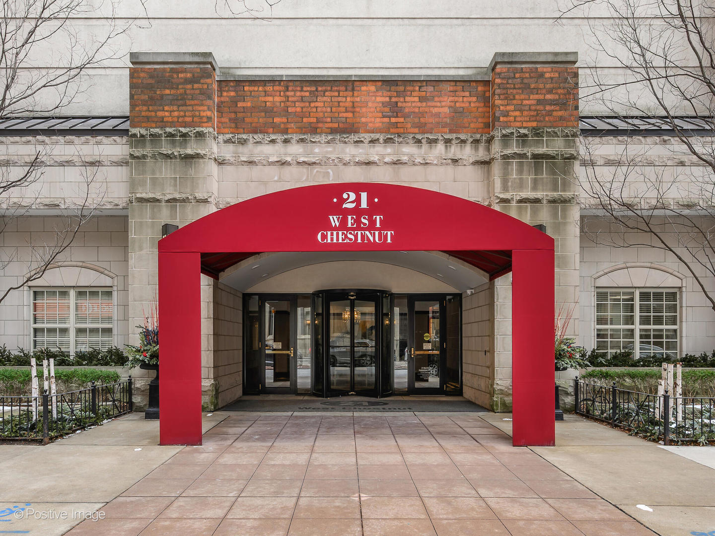 21 W Chestnut Street Unit: 1202