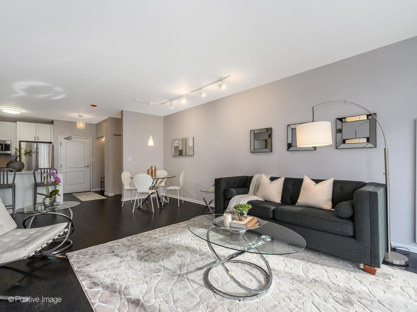 21 W Chestnut Street Unit: 1202