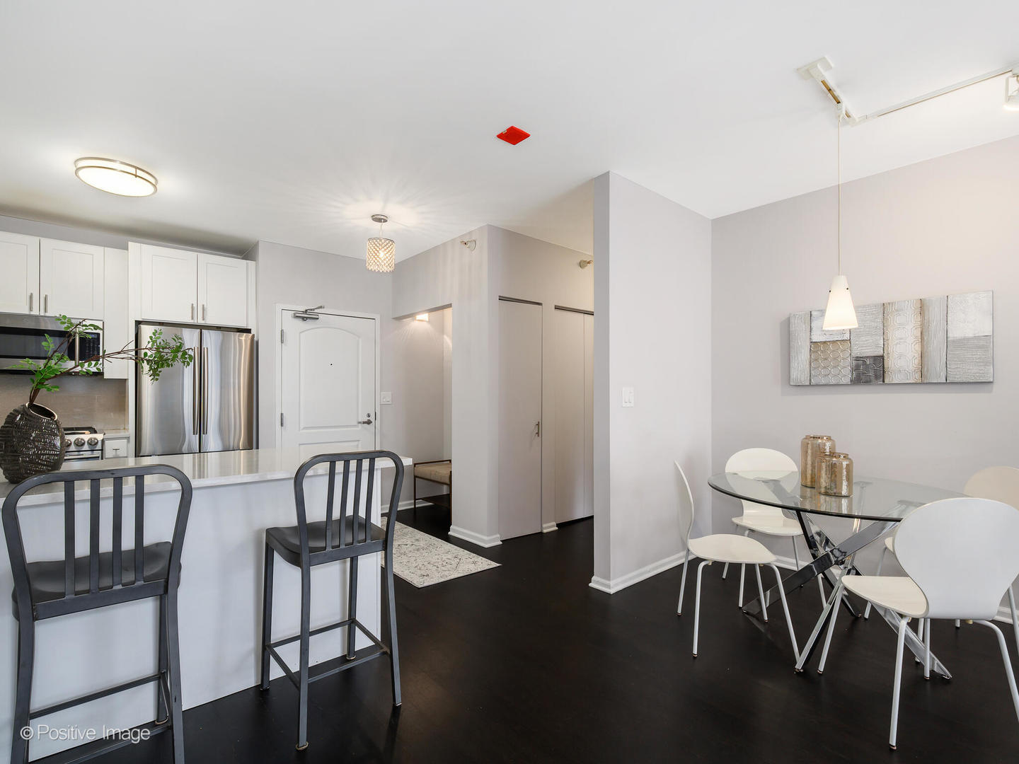 21 W Chestnut Street Unit: 1202