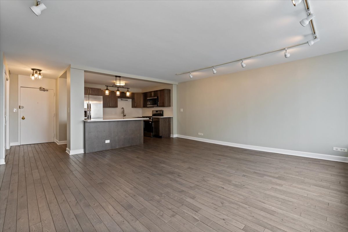 5455 N Sheridan Road Unit: 3406