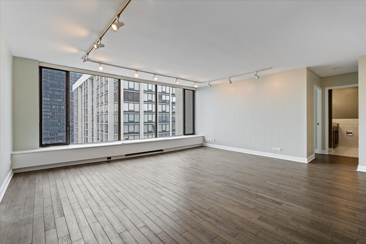 5455 N Sheridan Road Unit: 3406