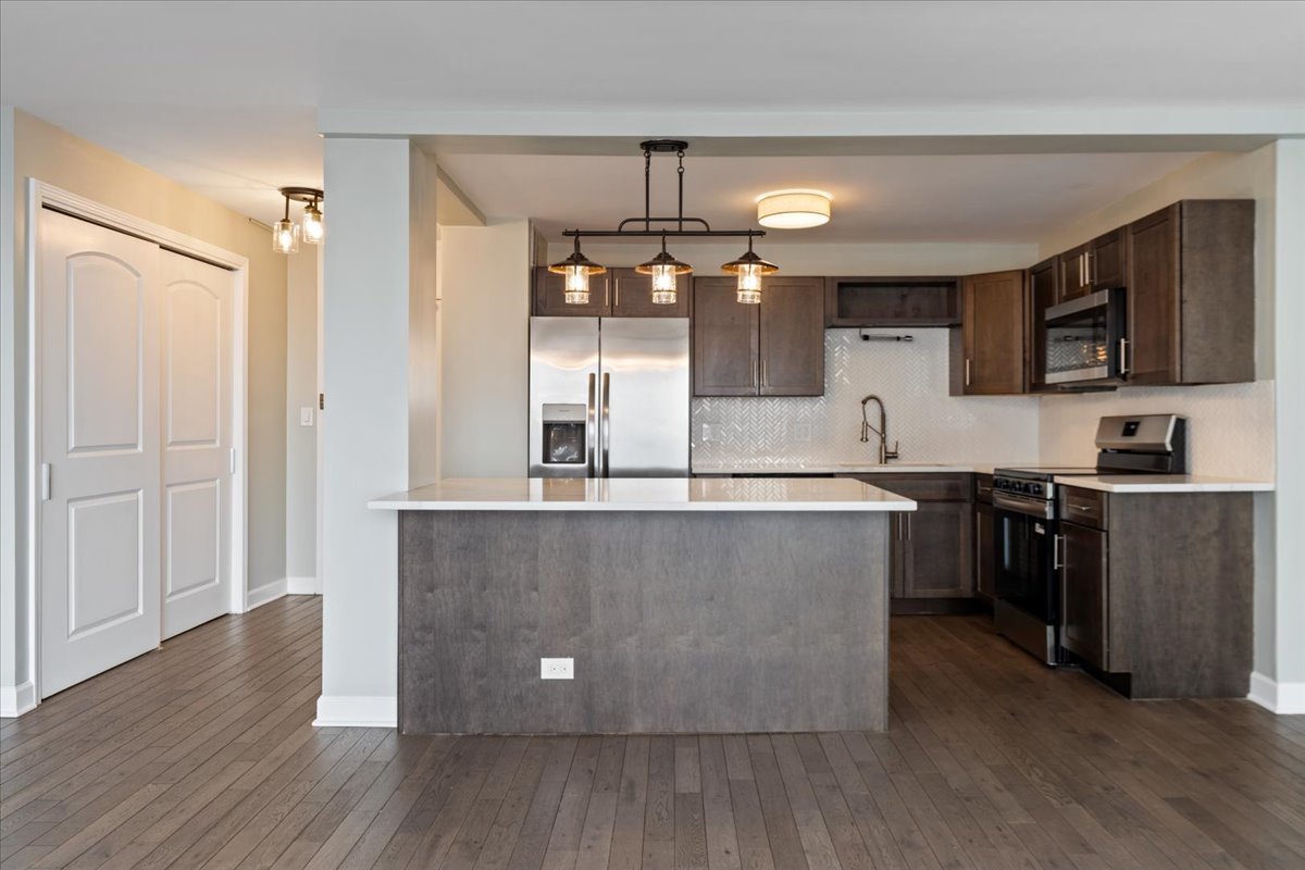 5455 N Sheridan Road Unit: 3406