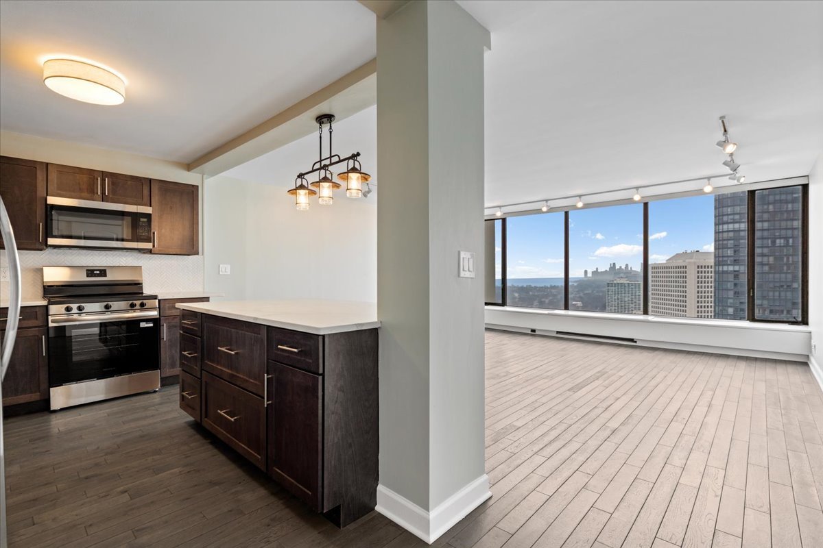 5455 N Sheridan Road Unit: 3406