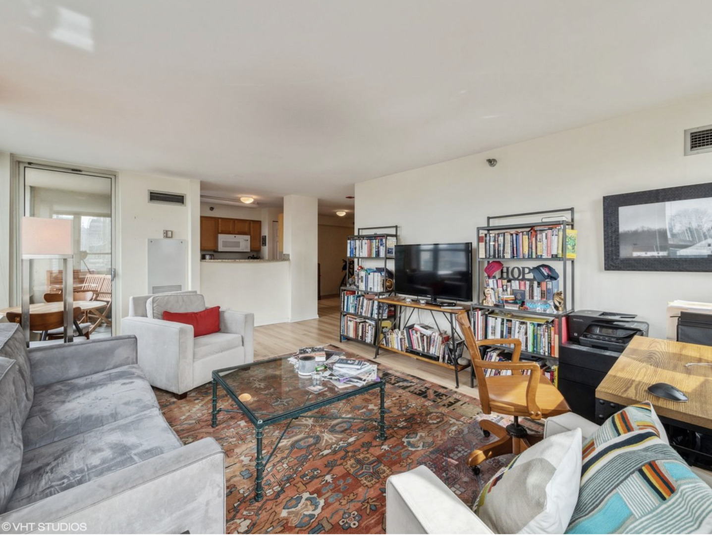 345 N La Salle Drive Unit: 3406
