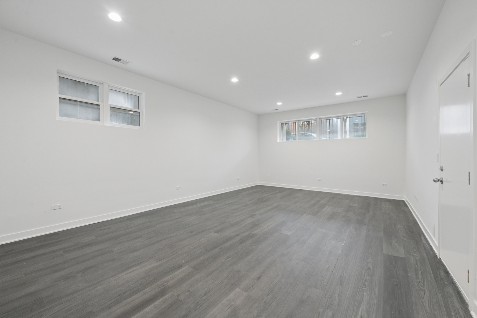 1952 W Ohio Street Unit: 1E