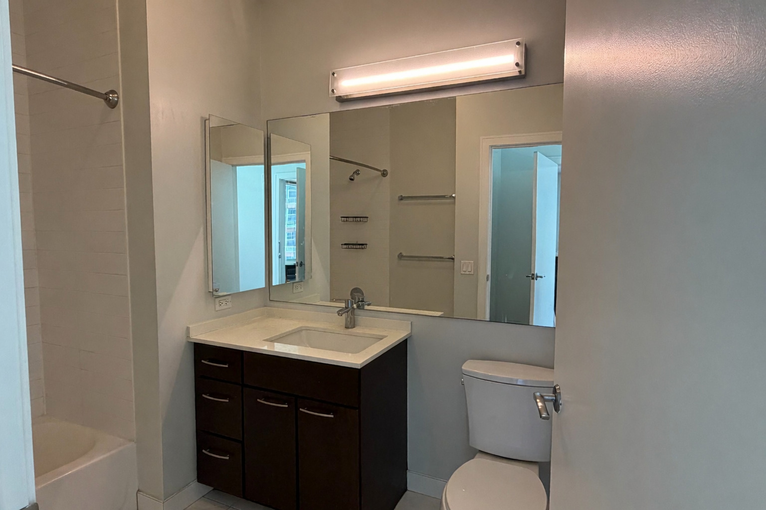 845 N State Street Unit: 902