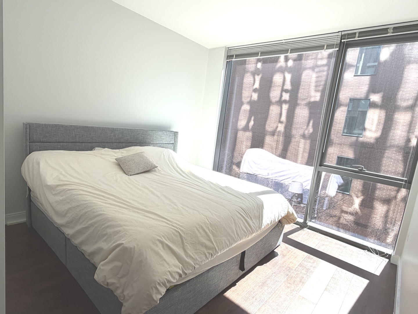 845 N State Street Unit: 902