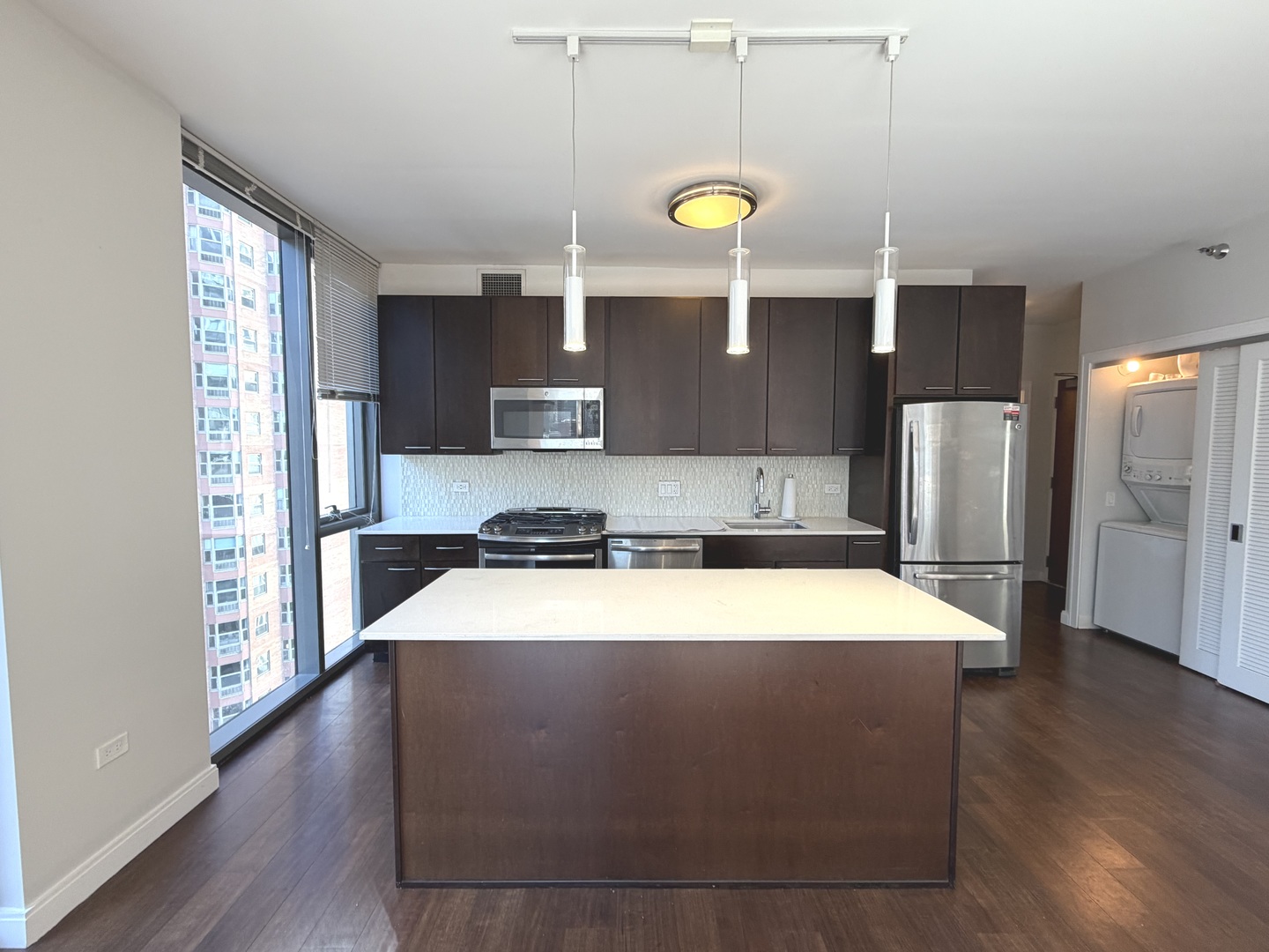 845 N State Street Unit: 902