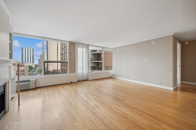 1400 N State Parkway Unit: 8b