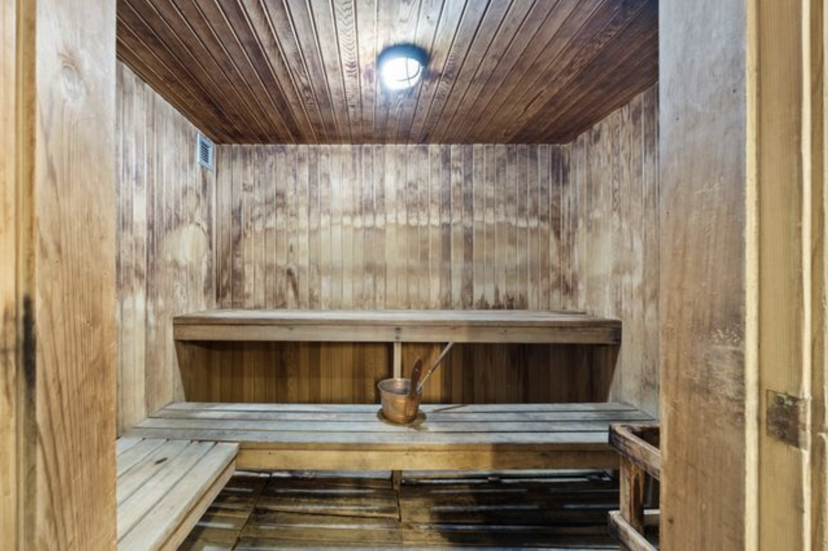 400 E Randolph Street Unit: 1516