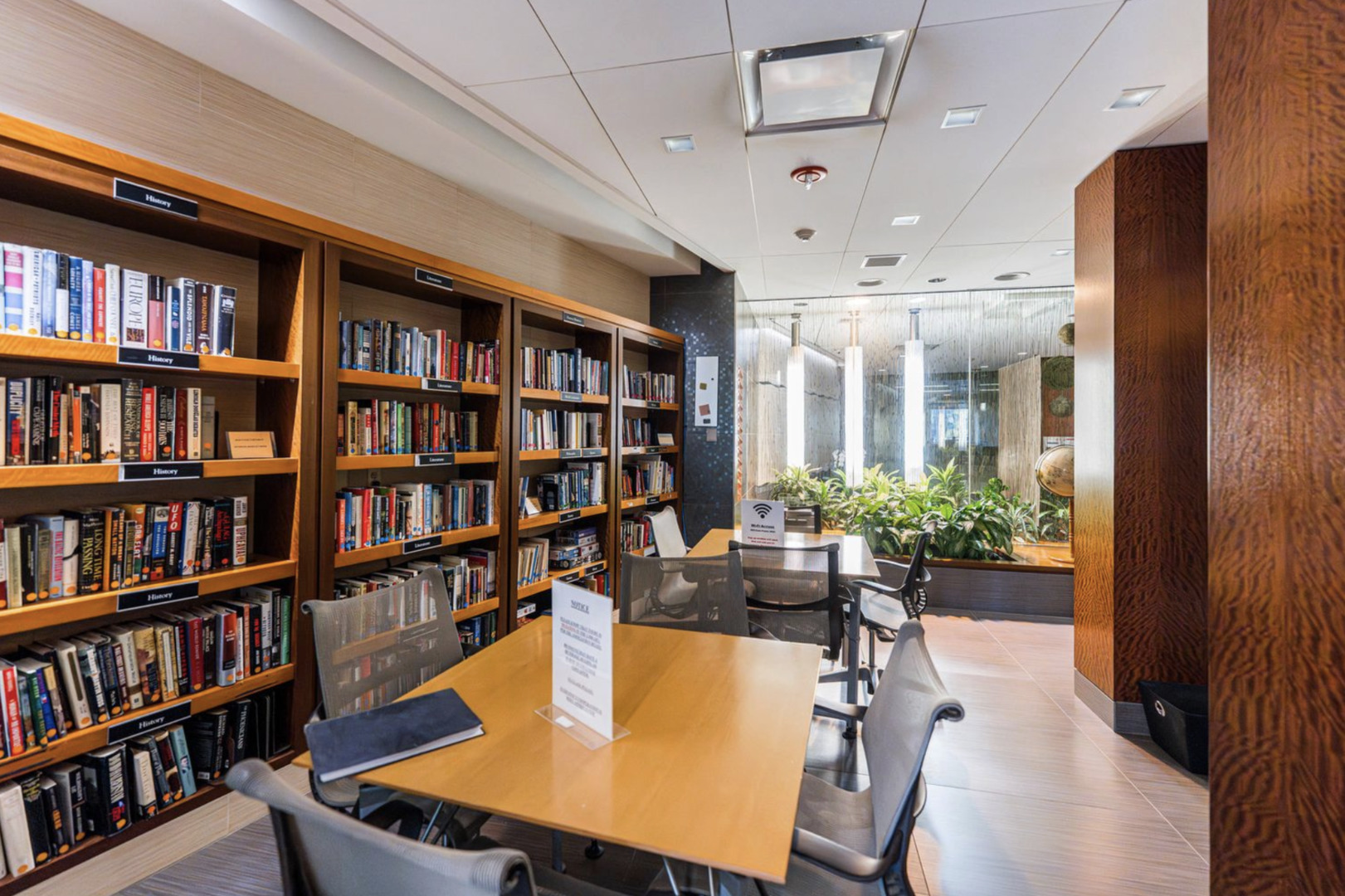 400 E Randolph Street Unit: 1516