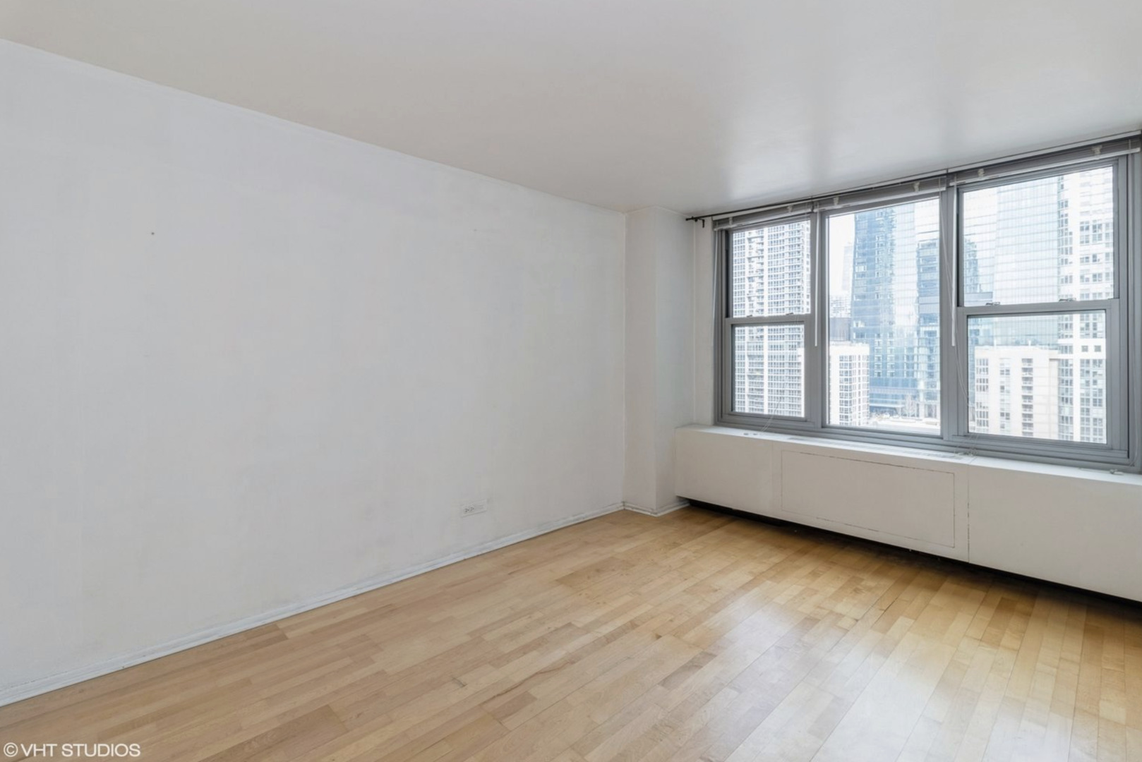 400 E Randolph Street Unit: 1516